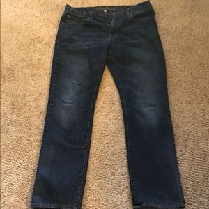 American Eagle men’s jeans